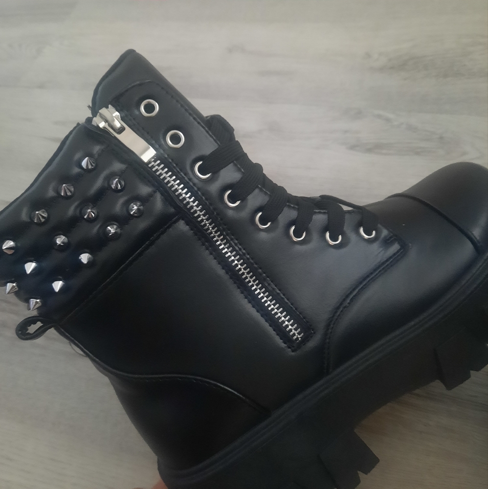 Studded Boots - Picture 4 of 8